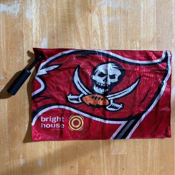 Tampa Bay Buccaneers Jersey and Flag - Picture 5 of 5